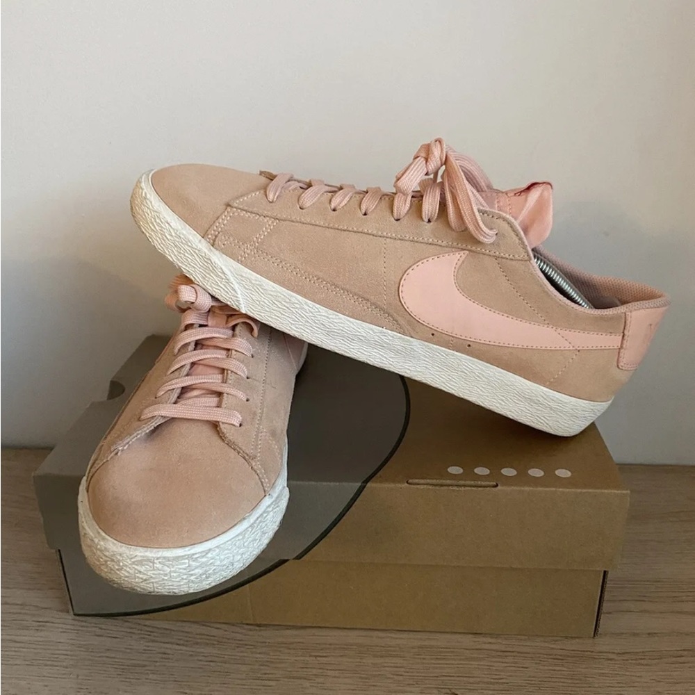 Nike SB Blazer Low Pink Orange Suede Lace-Up Sneakers 371760-801- Mens Size 12 - Picture 8 of 11